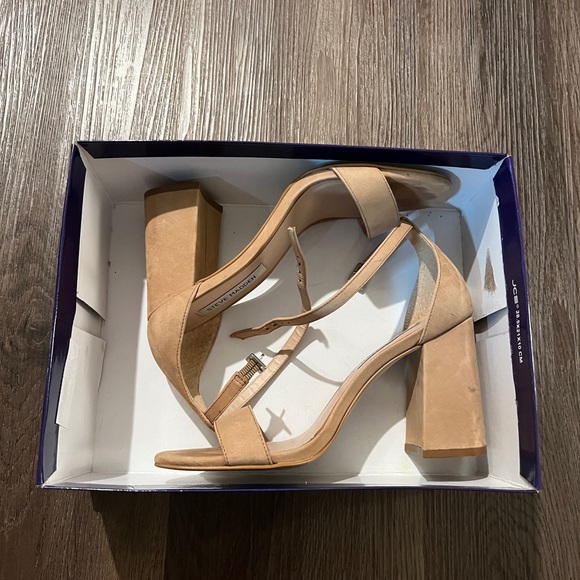 Steve Madden Women's Tiaa Heeled Sandal size 7.5 - Picture 3 of 6